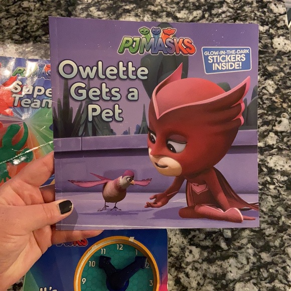 🔴 Disney PJ Masks Book Bundle - Picture 7 of 8
